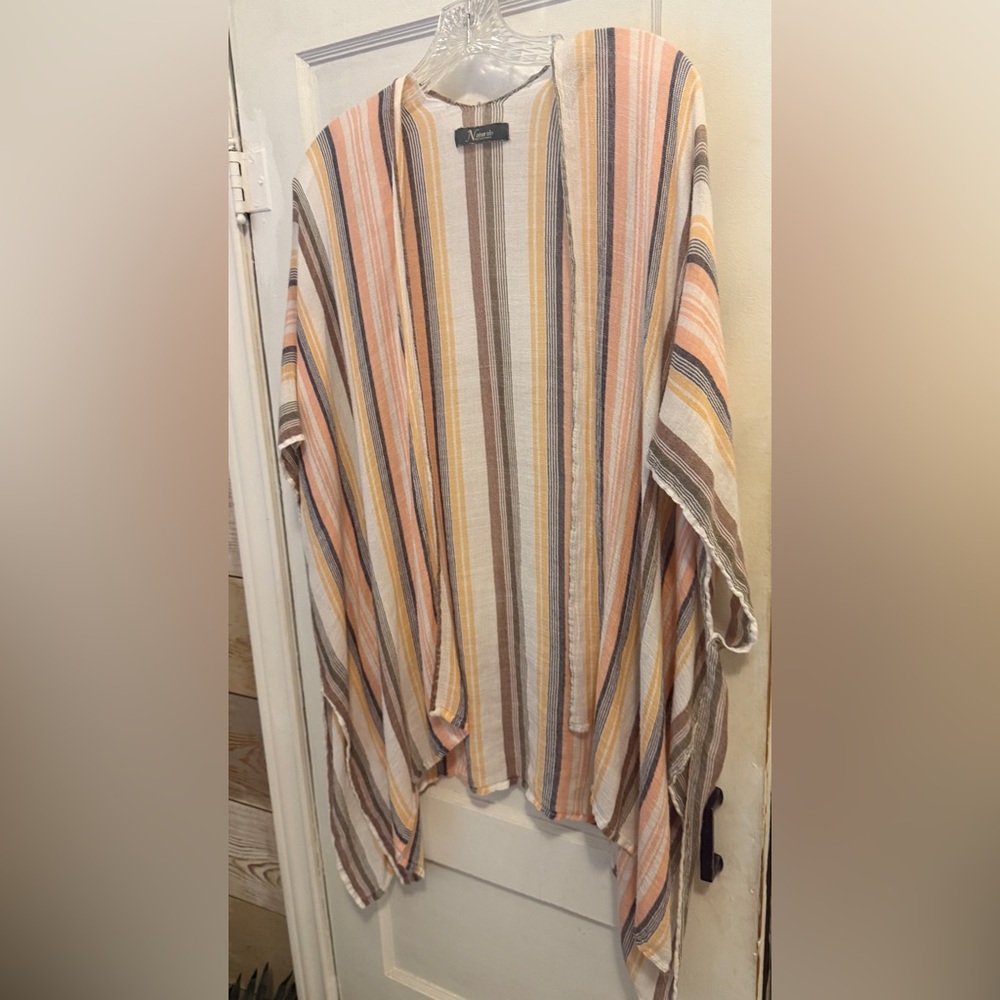 Cabela's Natural Reflections Striped Ruana. OSFM. - Picture 5 of 6